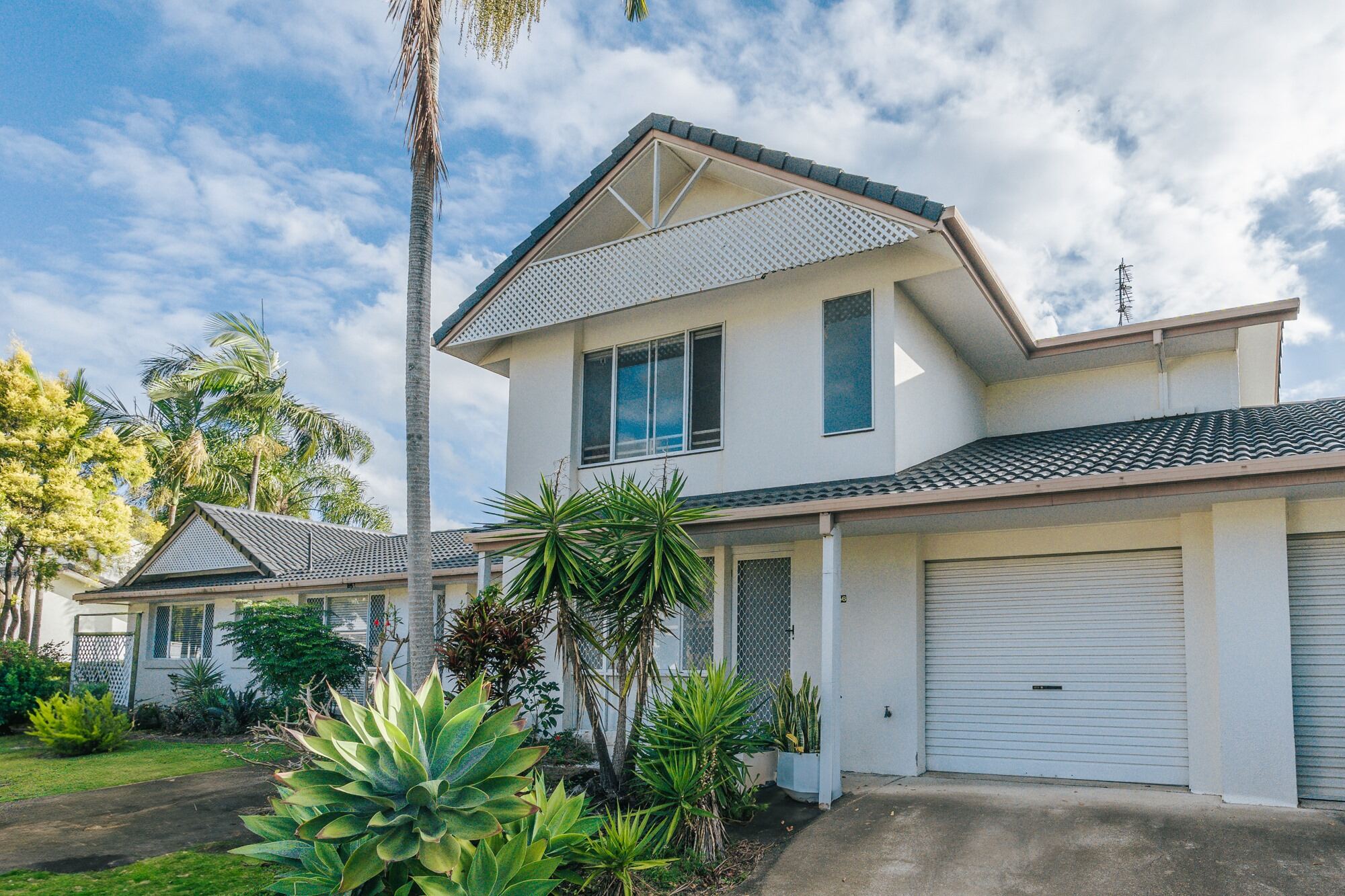 56/2 St Kevins Ave, Benowa, QLD 4217